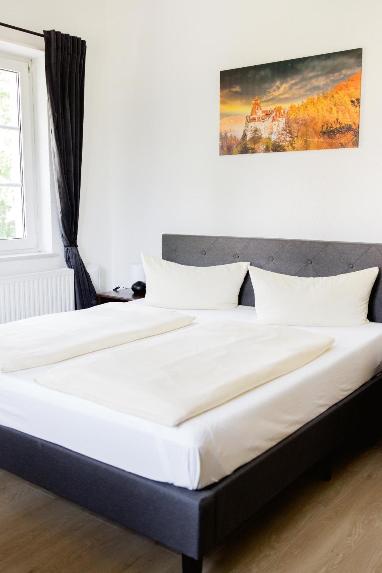 Fliegerhorst Otel Dresden Dış mekan fotoğraf
