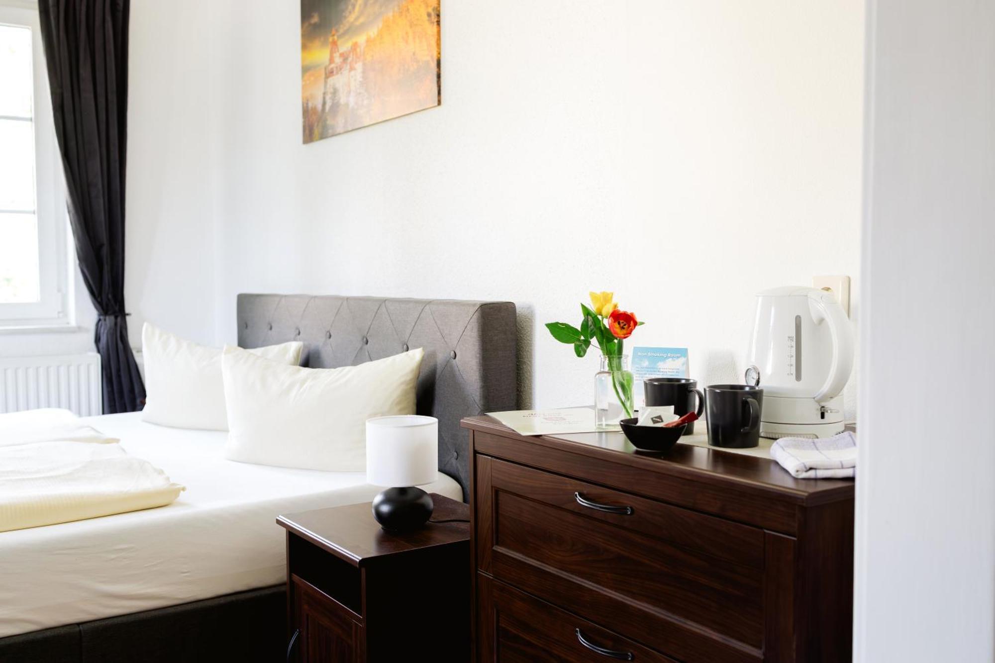 Fliegerhorst Otel Dresden Dış mekan fotoğraf